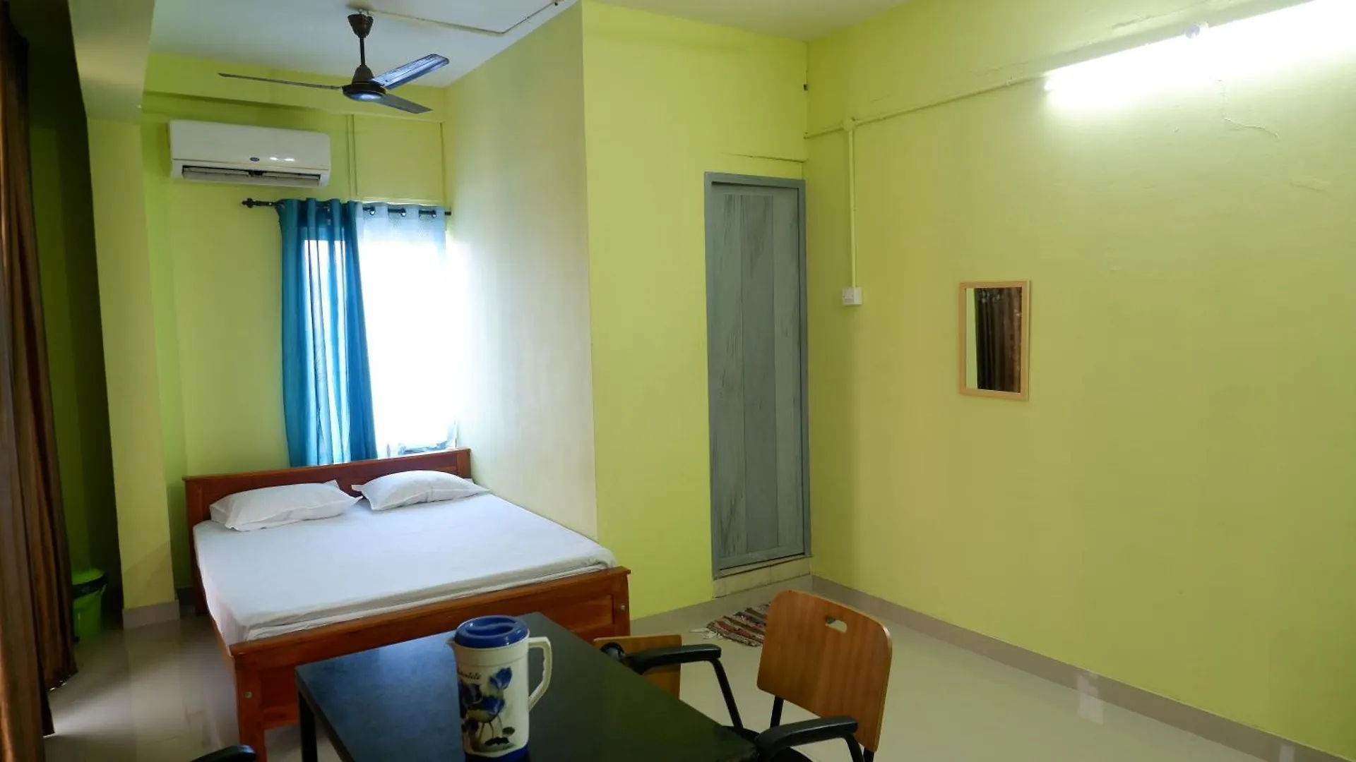 אכסניה קוז'יקודה Easy Stay Eranhipalam
